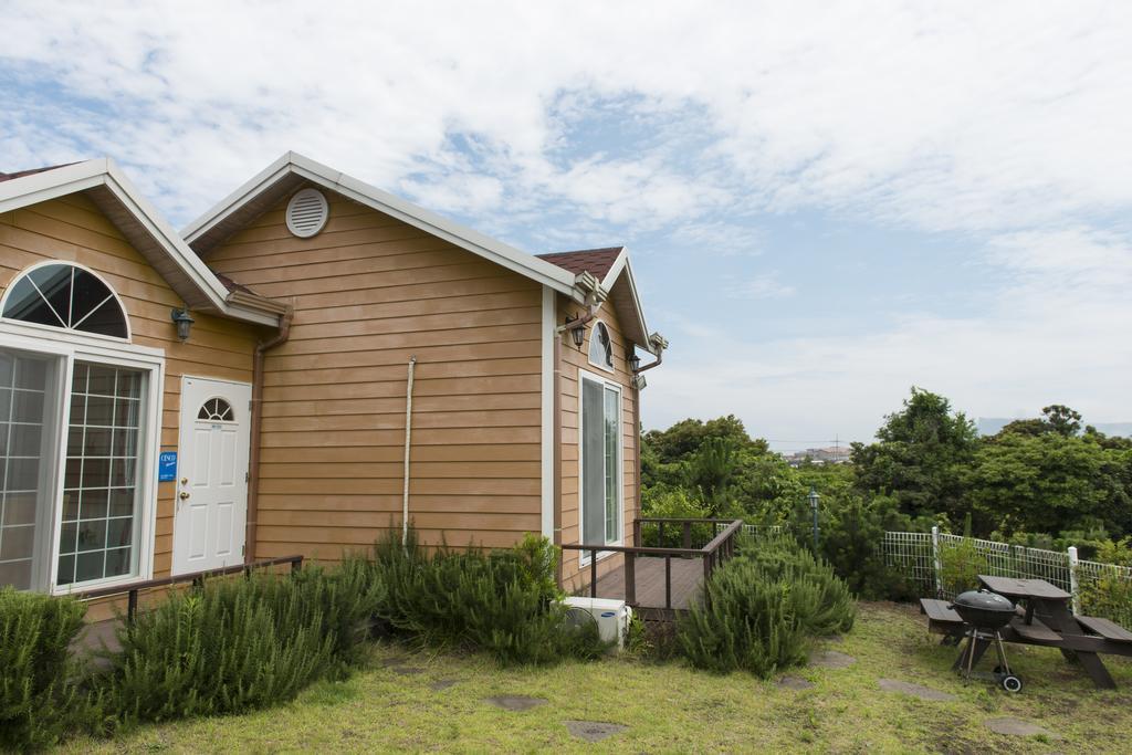 Healing House Villa Seogwipo Exteriör bild